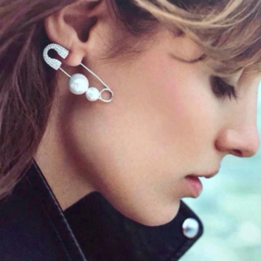 Punk pearl safety pin rhinestone earring silver